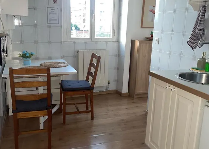 Apartamento Top-floor Apartment, 4 Metro Stops From The Colosseum Roma