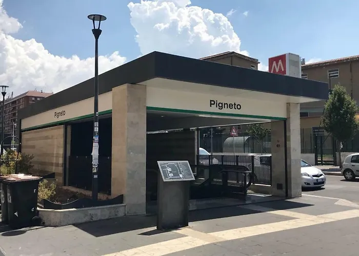 Top-floor Apartment, 4 Metro Stops From The Colosseum